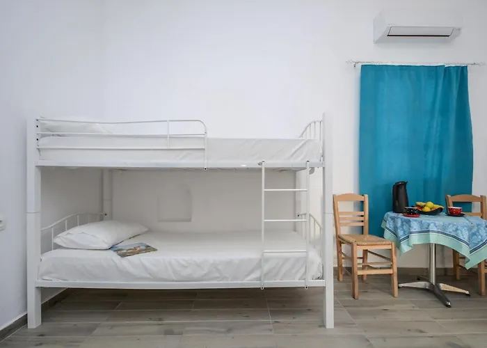 Endearing Naxos Quadruple Private Balcony Center Apartmán *